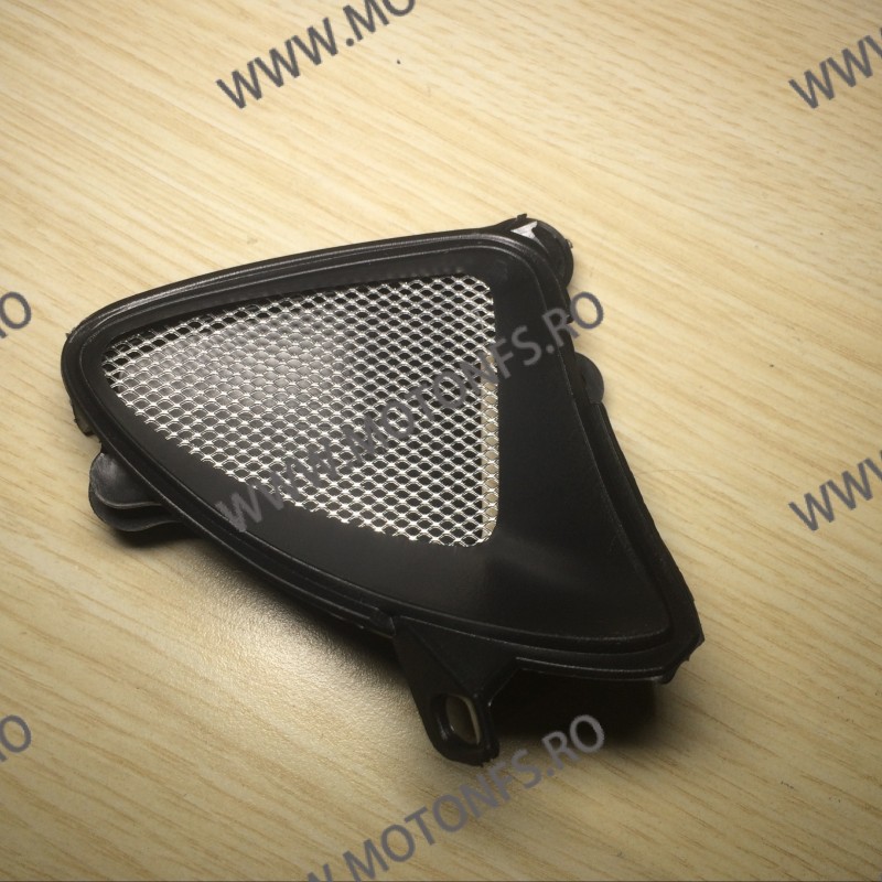 CBR1000RR 2004 2005 Carena Honda SLAT49 SLAT49  Carene frontale 100,00 lei 100,00 lei 84,03 lei 84,03 lei